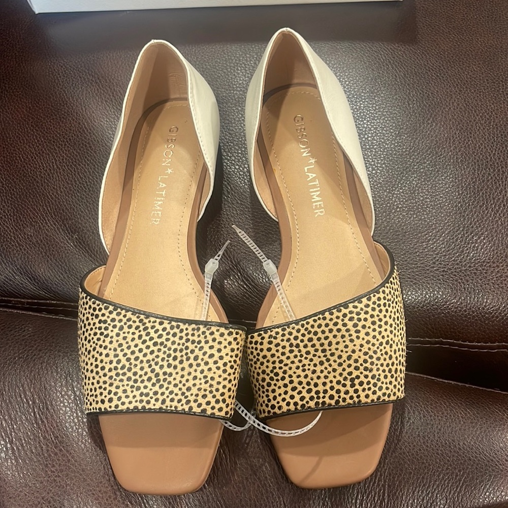 Gibson Latimer flats sz 9